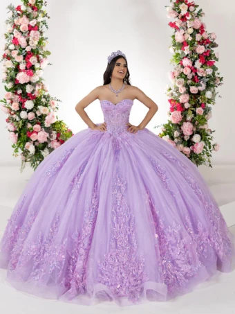 LizLúo 26135 #0 default thumbnail